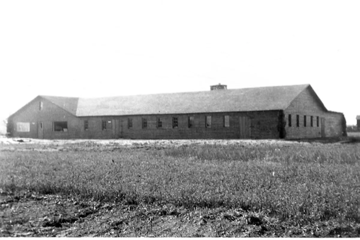 Cabin exterior being built 1946